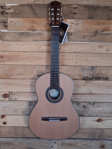 Hanika 56CC, Zeder / Chechen vollmassiv, made in Germany